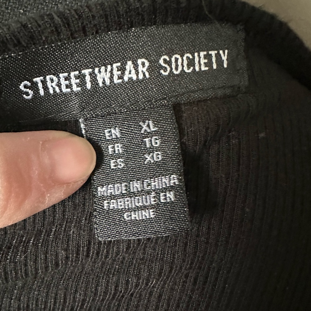 Streetwear Society - Picture 3 of 3